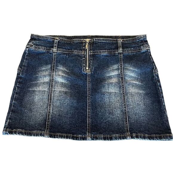Z. Cavaricci Denim/Jean Skirt size 9 - Picture 1 of 5